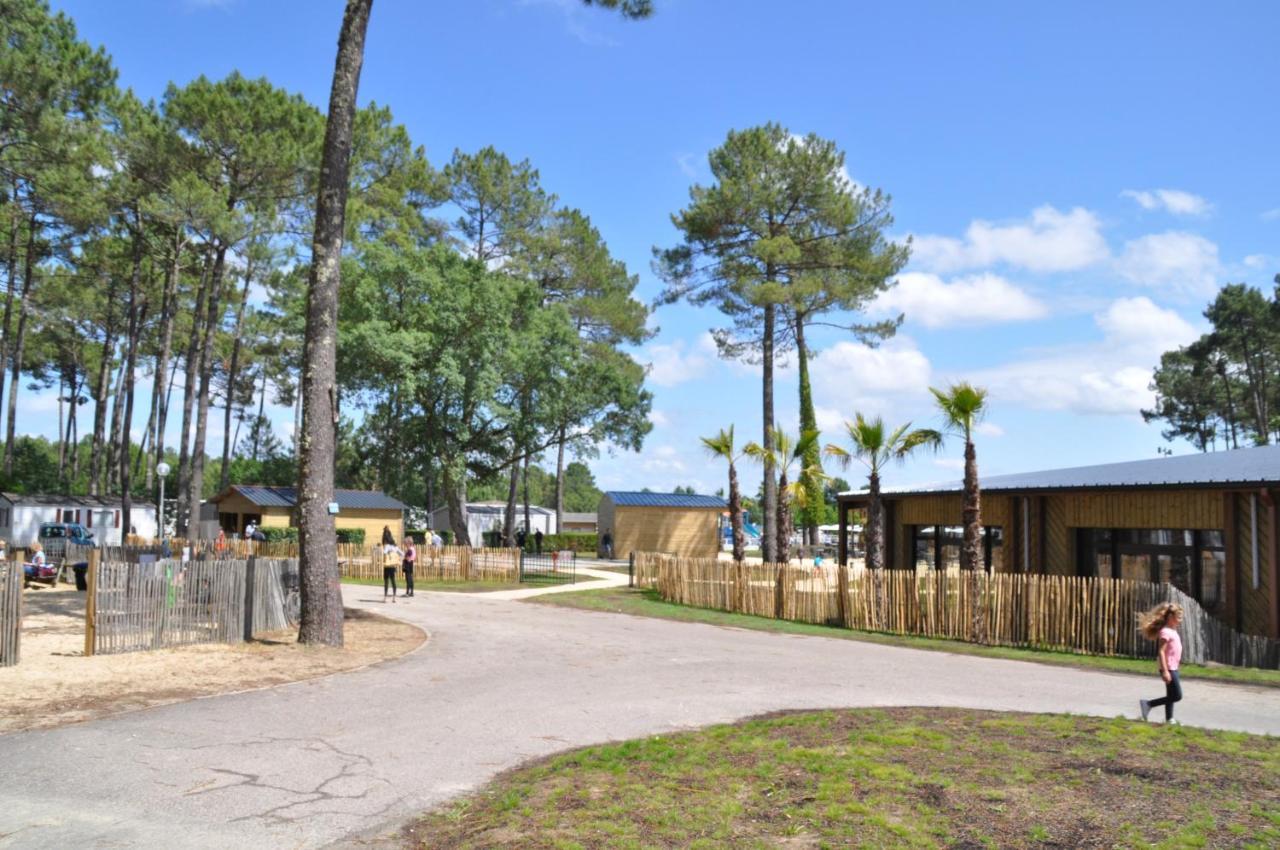 Mobilhome Cote Landaise Les Dunes De Contis 4 Saint-Julien-en-Born Dış mekan fotoğraf